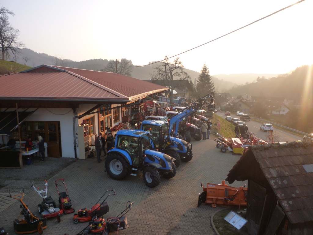 Landtechnik STRIEGEL - Bilder